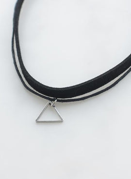 Choker with Triangle